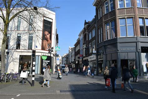 winkels breda openingstijden.